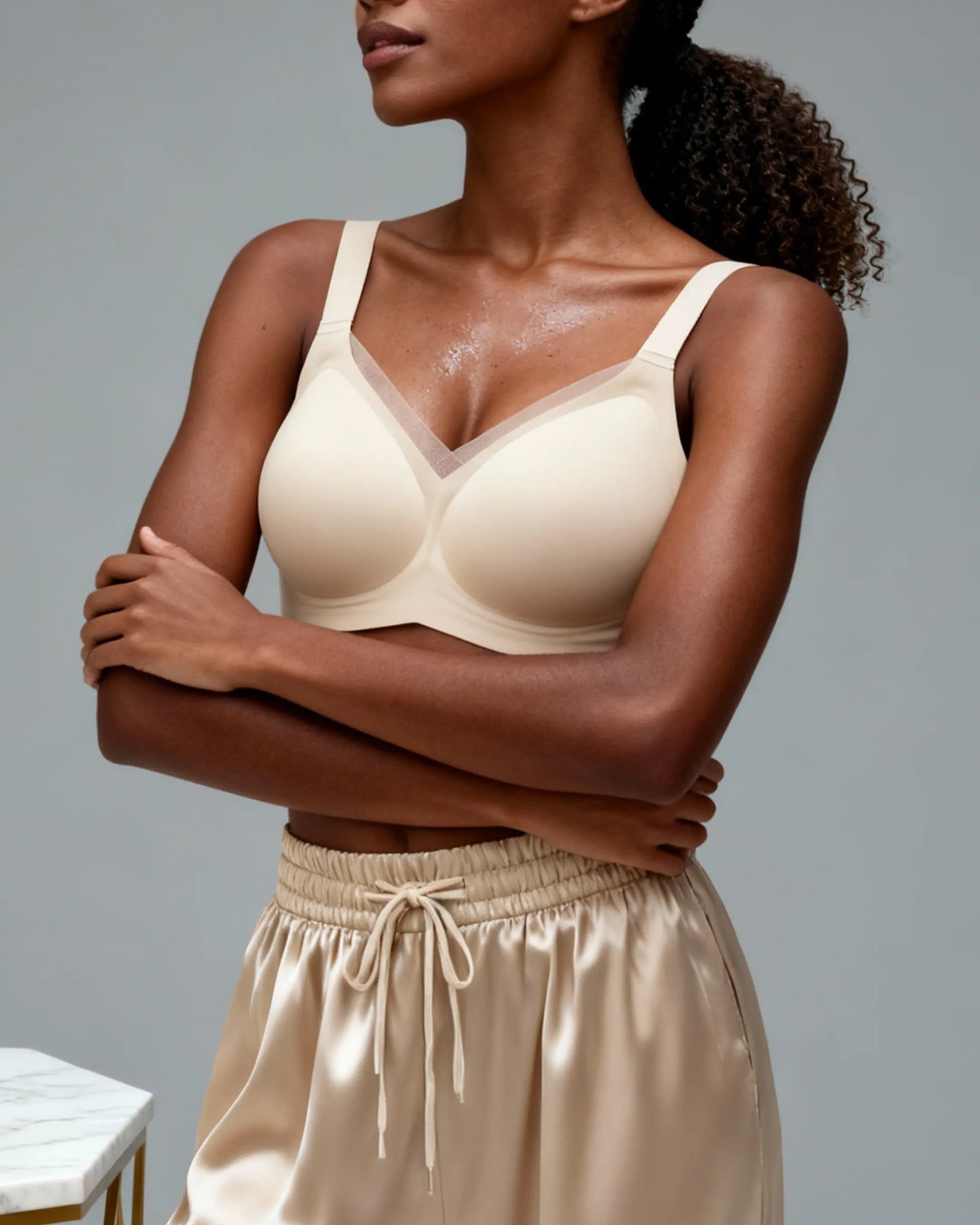 Sujetador Elegance Talla Plus: Comodidad y Sofisticación Sin Aros